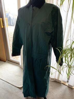 Vtg Talbots Women’s M Green Rain Coat Jacket PVC Flannel Lined Long